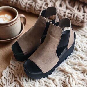 Coconuts By Matisse Tan Suede Platform Ada Wedge-US 7M